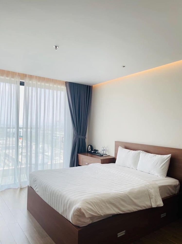 Thu - Apec Mandala Phú Yên Deluxe Double Room, Balcony, City View 4