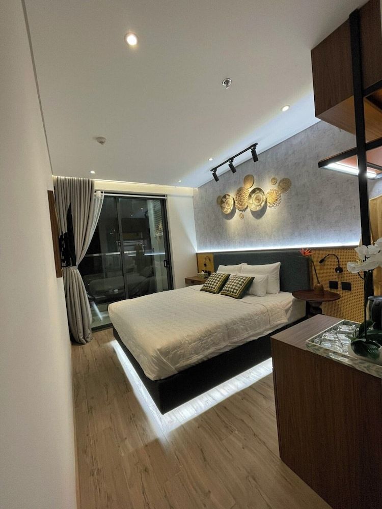 Thu - Apec Mandala Phú Yên Deluxe Double Room, Balcony, City View 6