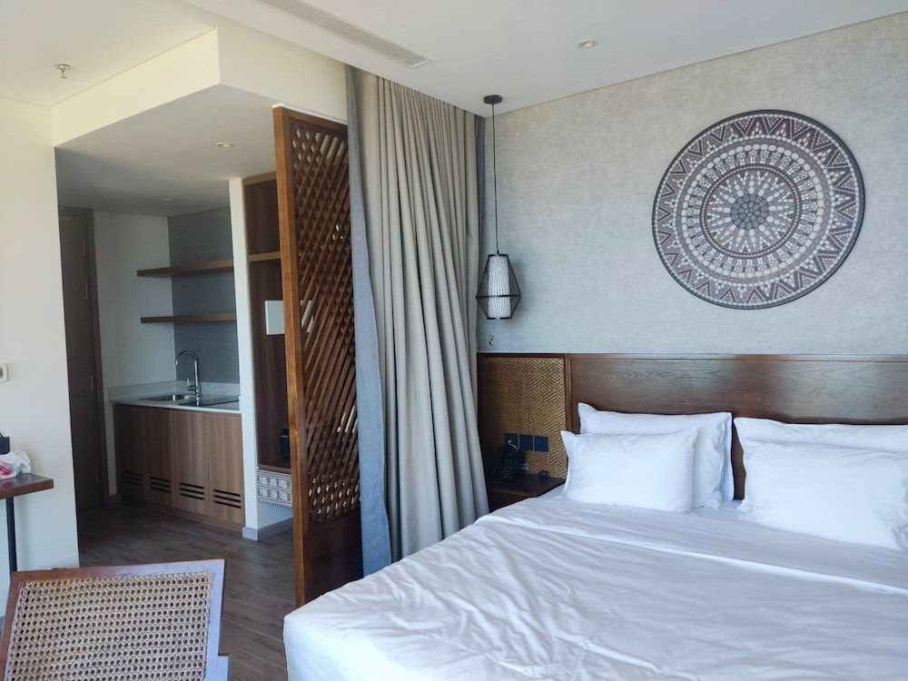Thu - Apec Mandala Phú Yên Deluxe Double Room, Balcony, Sea View 3