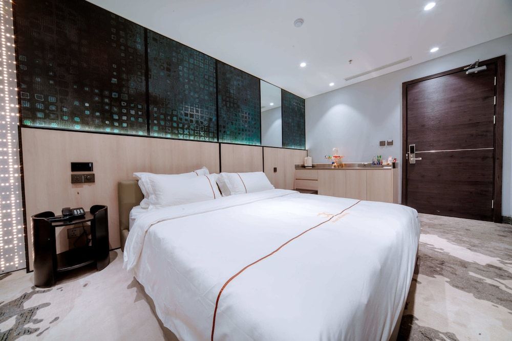 X-Digital Hotel Premium Suite, 1 King Bed, Non Smoking, Balcony 5