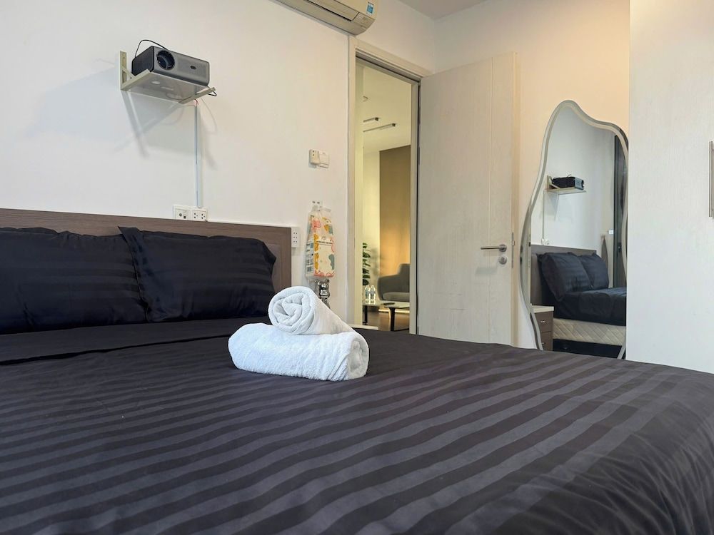 Uhouse - MELIA Thao Dien Hotel & Apartment Deluxe Apartment, 2 Bedrooms, City View 3