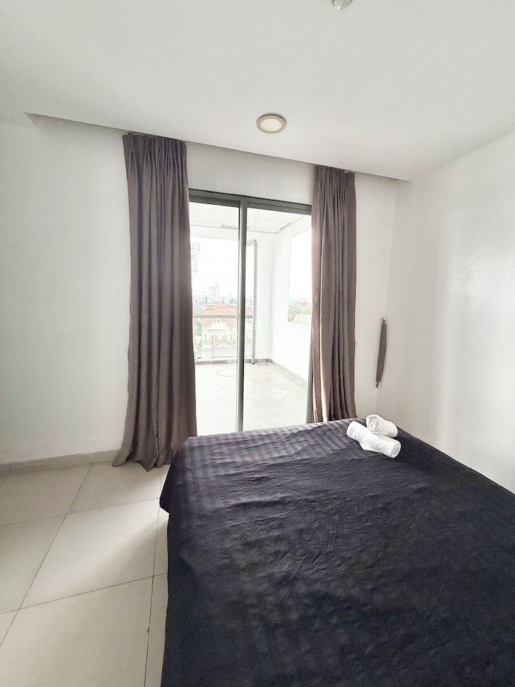 Uhouse - MELIA Thao Dien Hotel & Apartment