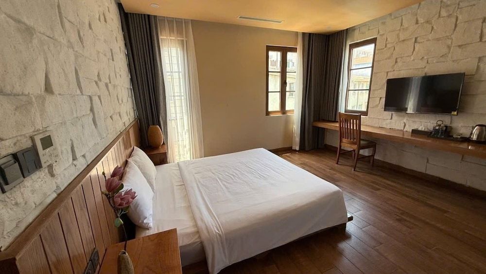 Double Room, City View