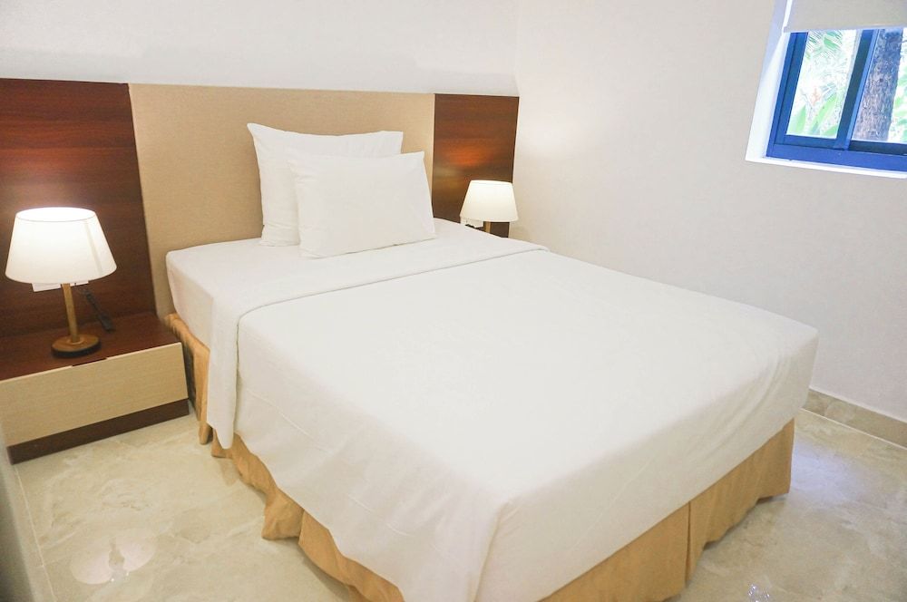 Bella 2 Bedrooms Garden View