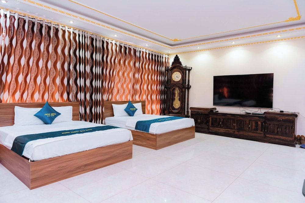 Sky 2 Hotel Superior Studio Suite, Balcony, City View 8