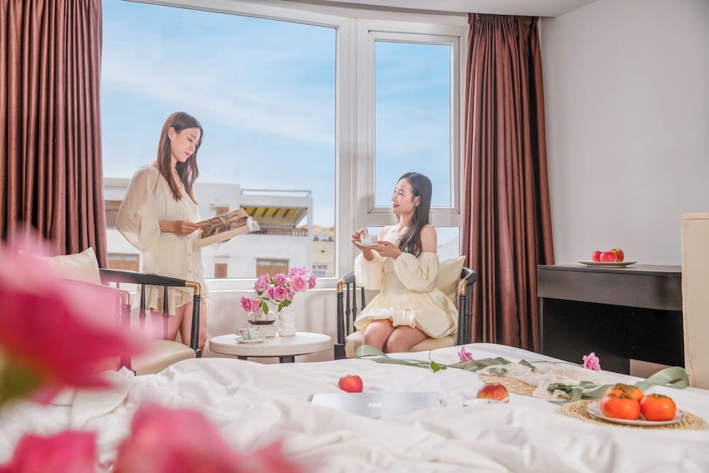 Haya Hotel Da Nang Deluxe Double Room 7