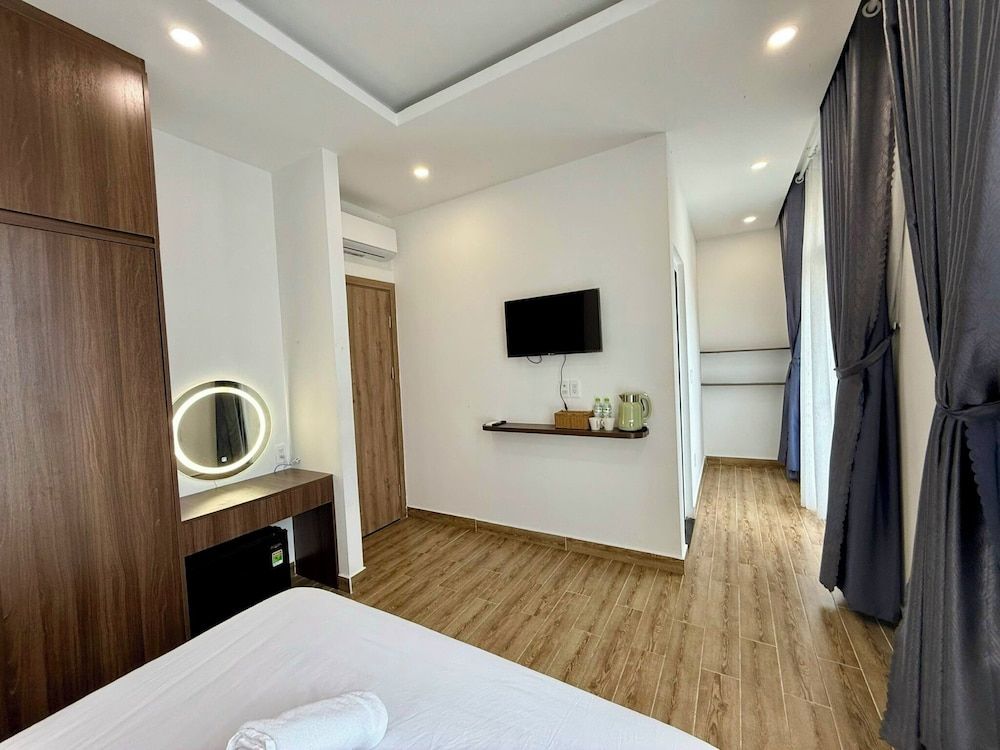 Basic Double Room, City View