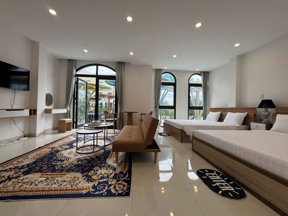 Superior Quadruple Room, Balcony, Garden View