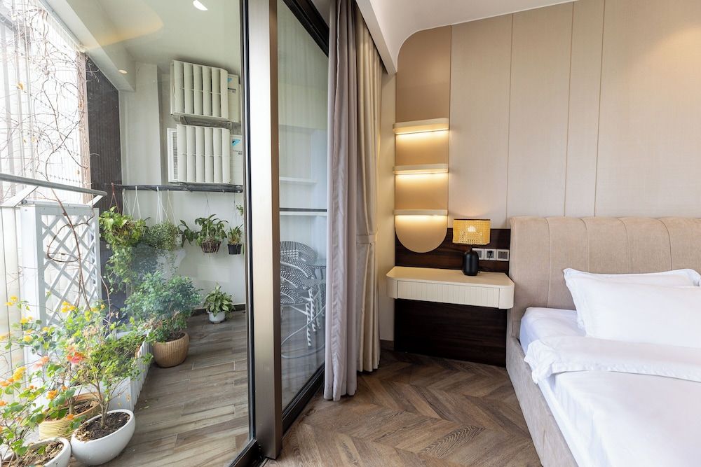 Deluxe Apartment, 2 Bedrooms, Balcony, City View
