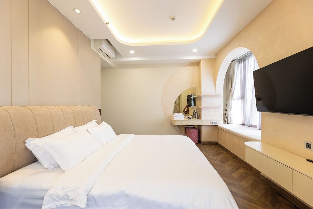 Deluxe Apartment, 2 Bedrooms, Balcony, City View