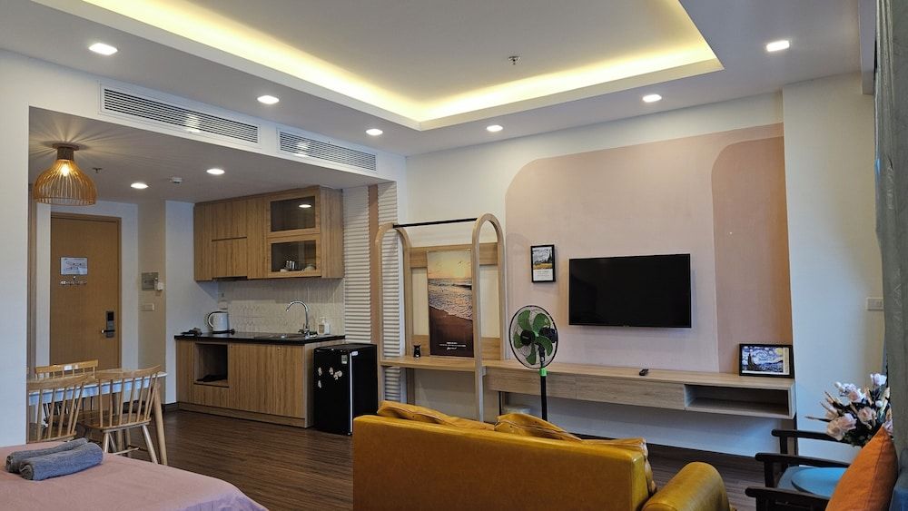 FLC Sea Tower Quy Nhon Standard Studio, Balcony, Beach View 36