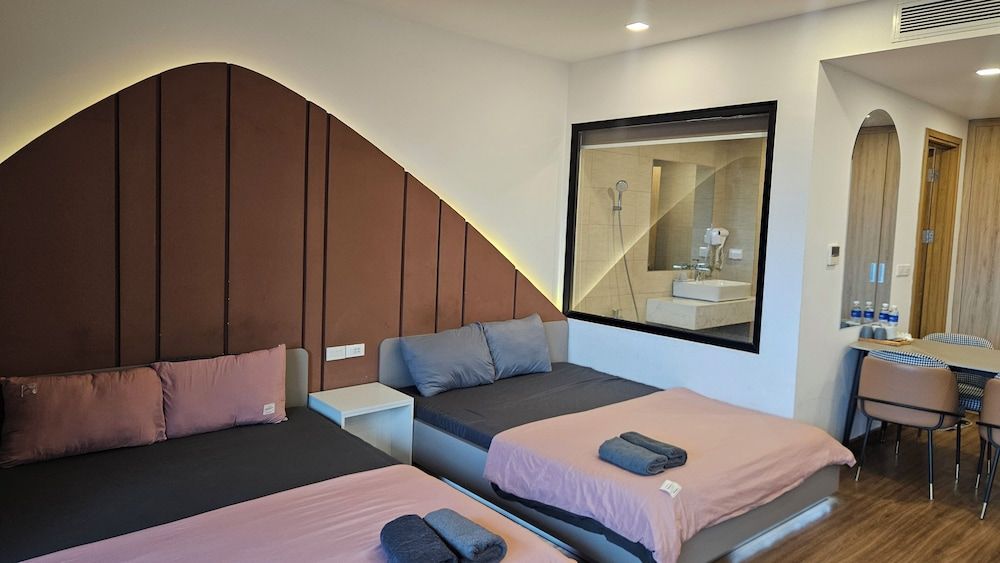 FLC Sea Tower Quy Nhon Standard Studio, Balcony, Beach View 37