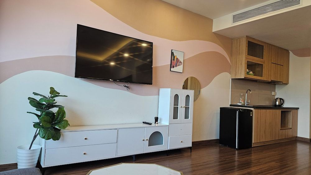 FLC Sea Tower Quy Nhon Standard Studio, Balcony, Beach View 28