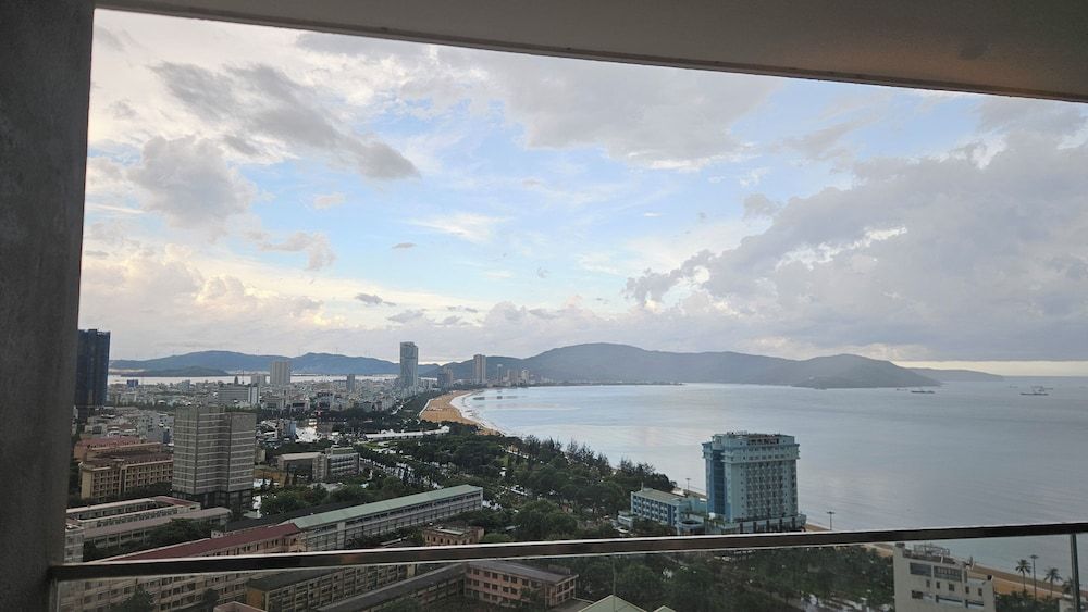 FLC Sea Tower Quy Nhon Standard Studio, Balcony, Beach View 48