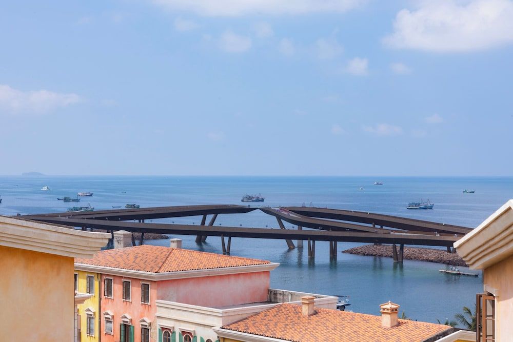 Apartment, Partial Sea View