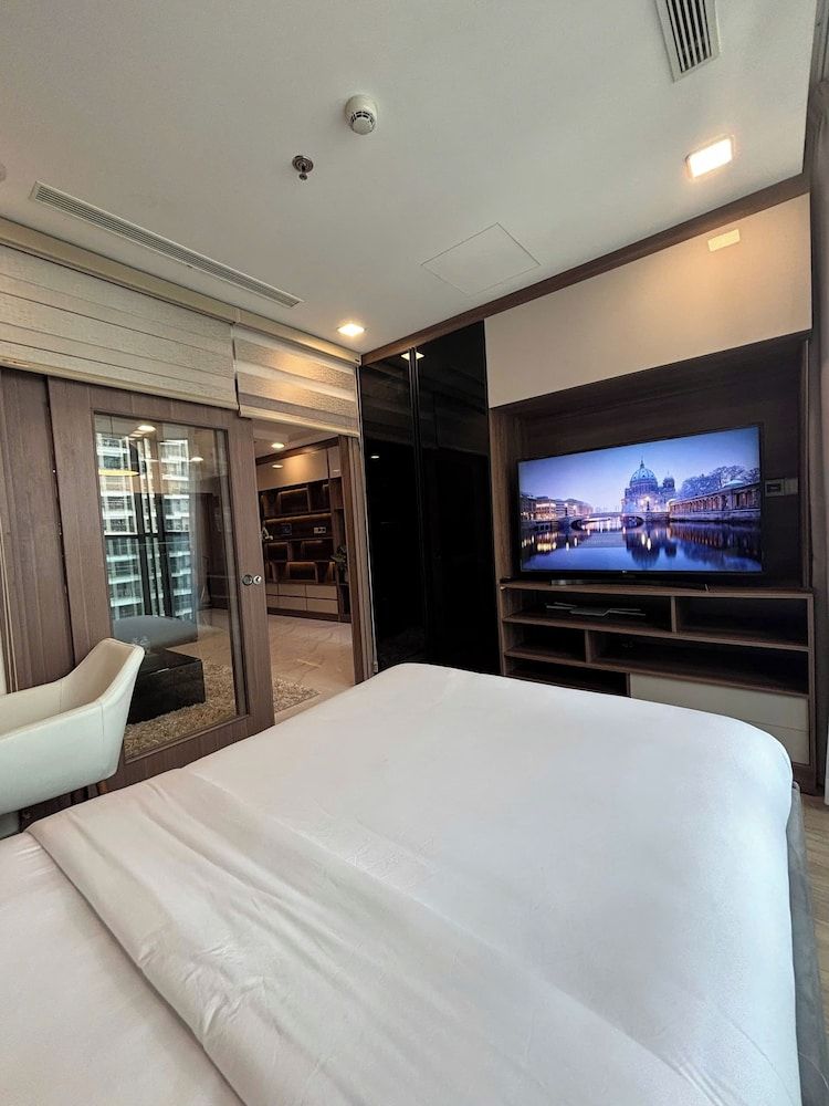 Apartment, 1 Bedroom, Balcony, City View