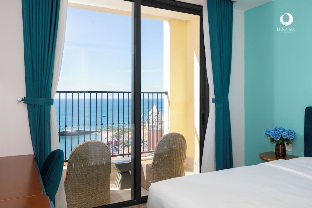 Skywave Apartment Firework Delight Studio, Balcony, Sea View 2