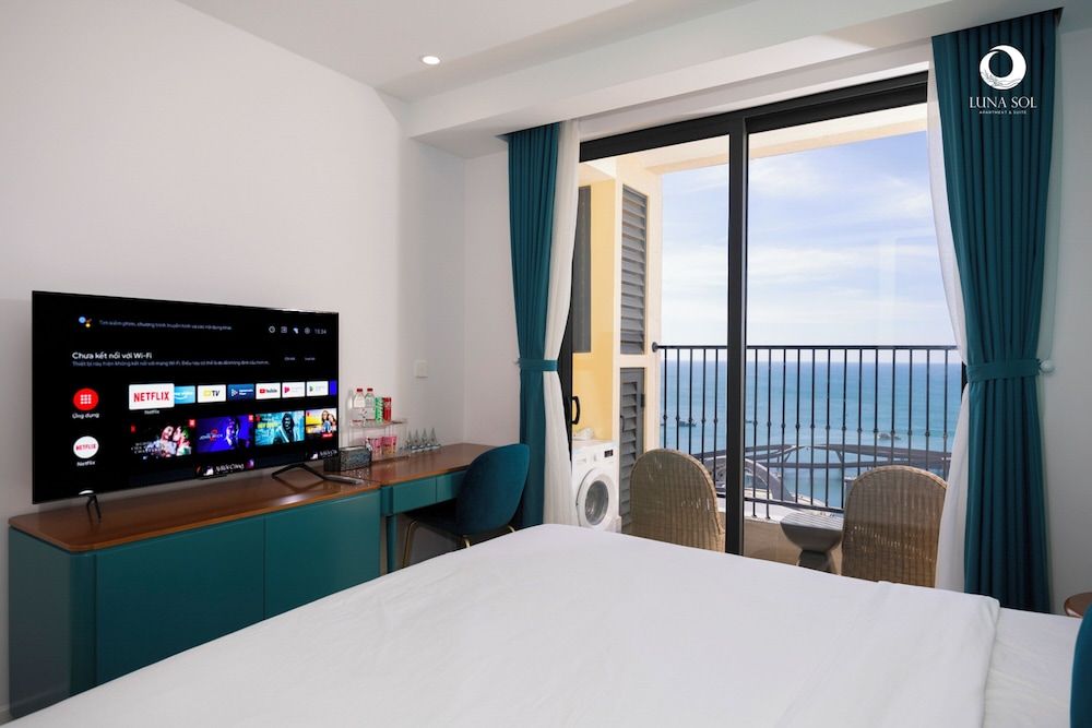 Skywave Apartment Firework Delight Studio, Balcony, Sea View 22