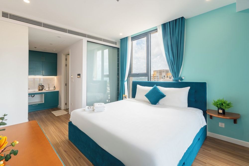 Skywave Apartment Firework Delight Deluxe Apartment, 2 Bedrooms, Balcony, Mountain View 4