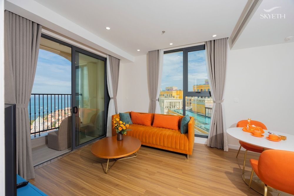 Skywave Apartment Firework Delight Luxury Apartment, 1 Bedroom, Balcony, Sea View 2