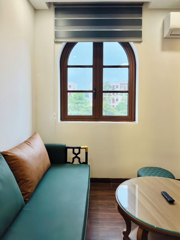 Momento Phu Quoc Hotel Deluxe Suite, Balcony, City View 10