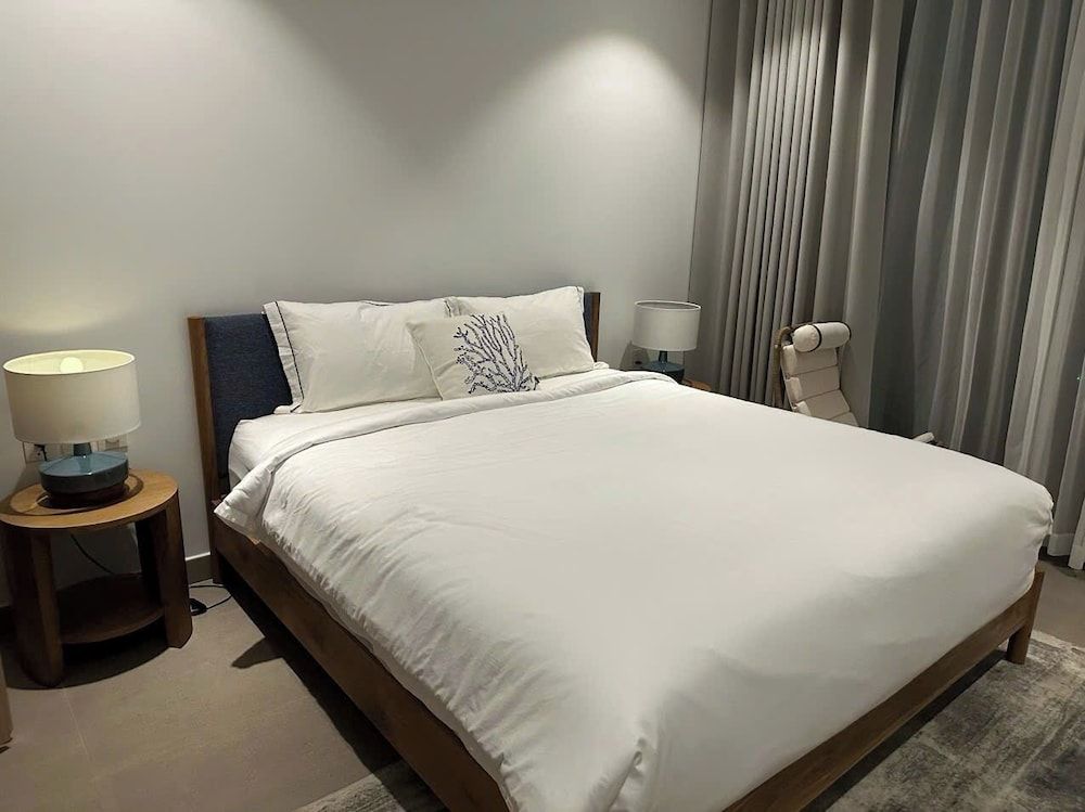 Glenwood Sanctuary Villa 85 Ho Tram Luxury Villa, Garden View 2