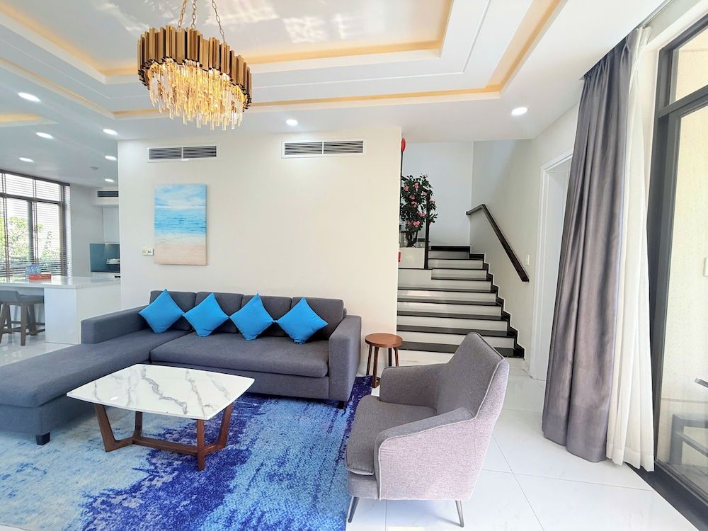 Deluxe Villa Beach Front Deluxe Villa, Beachside 16