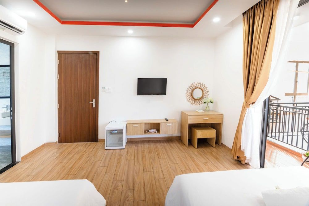 Le riverside Villa Hoi An by Hometown Luxury Villa, Pool View 12