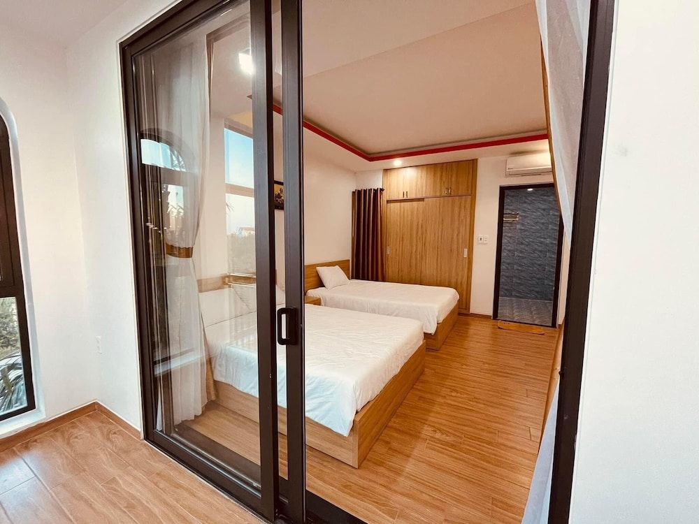 Le riverside Villa Hoi An by Hometown Luxury Villa, Pool View 17