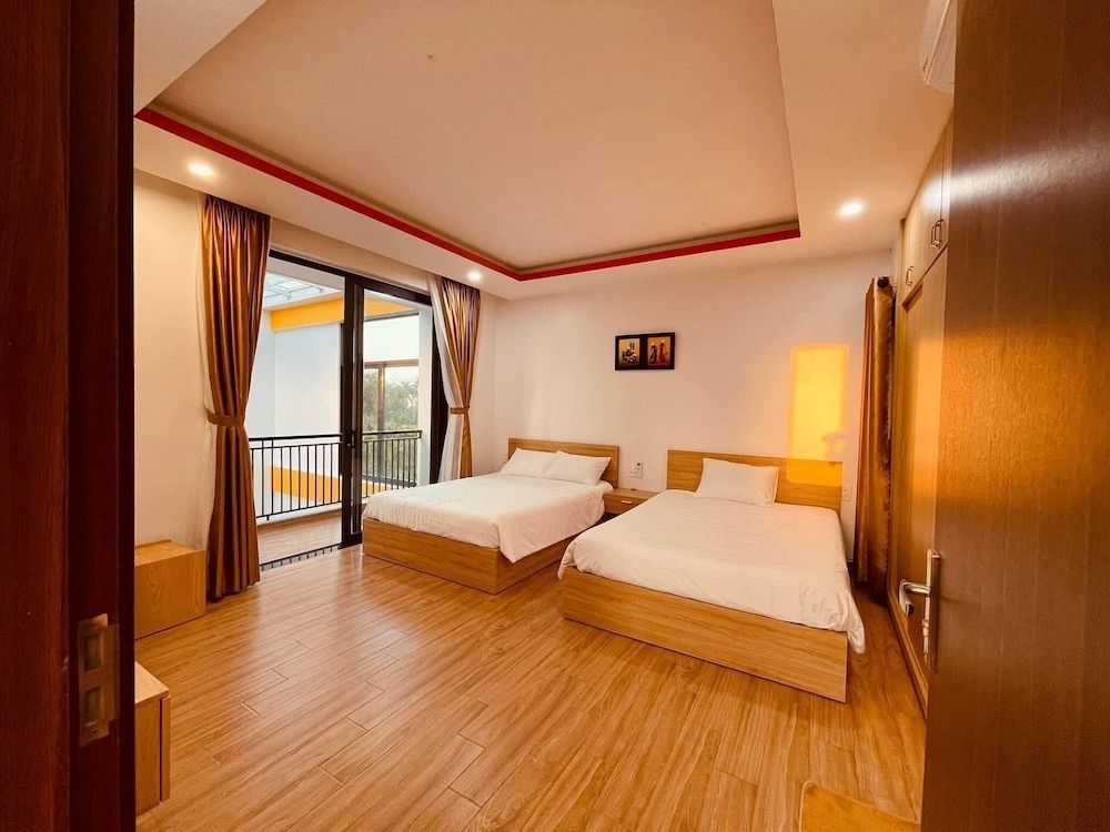 Le riverside Villa Hoi An by Hometown Luxury Villa, Pool View 15