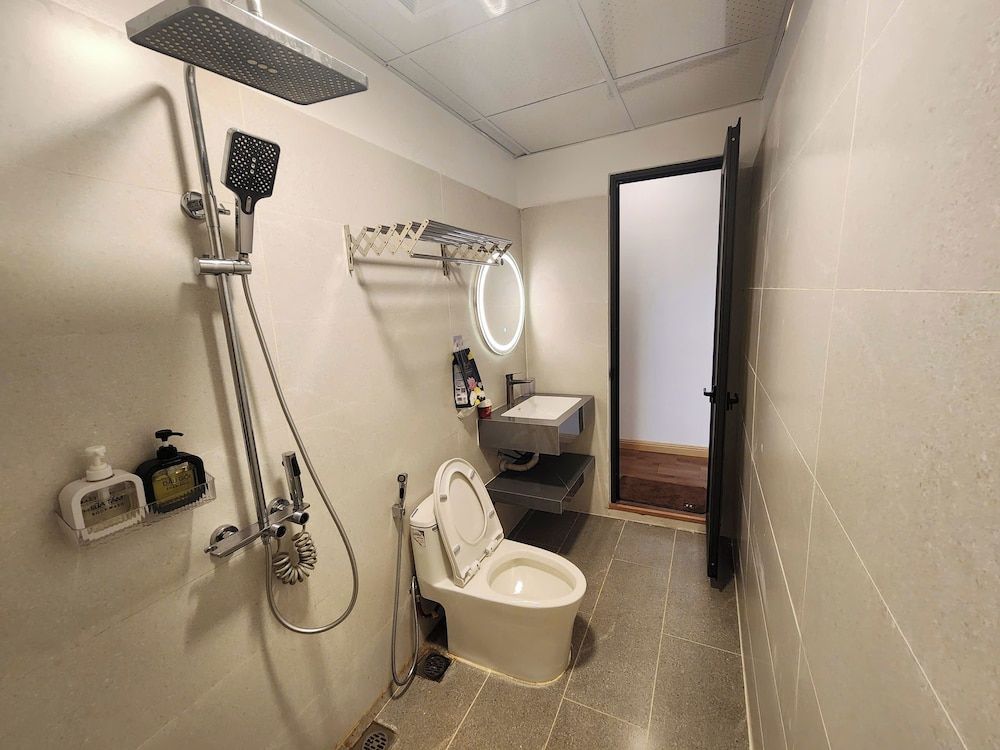 Thành Nam Hotel Superior Triple Room 4