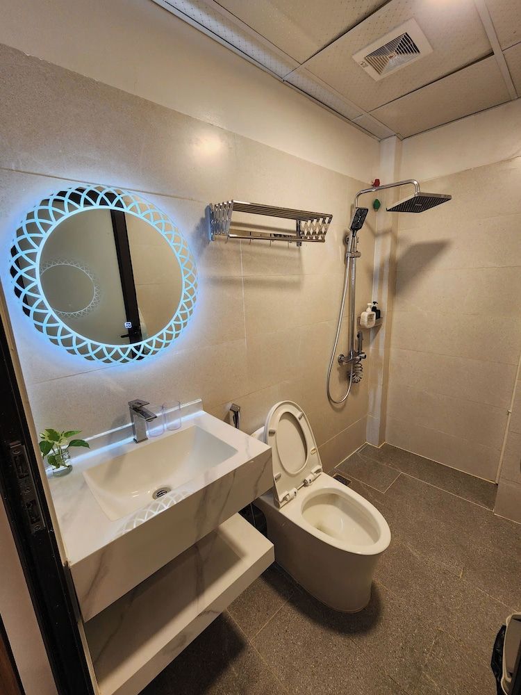 Thành Nam Hotel Superior Triple Room 2