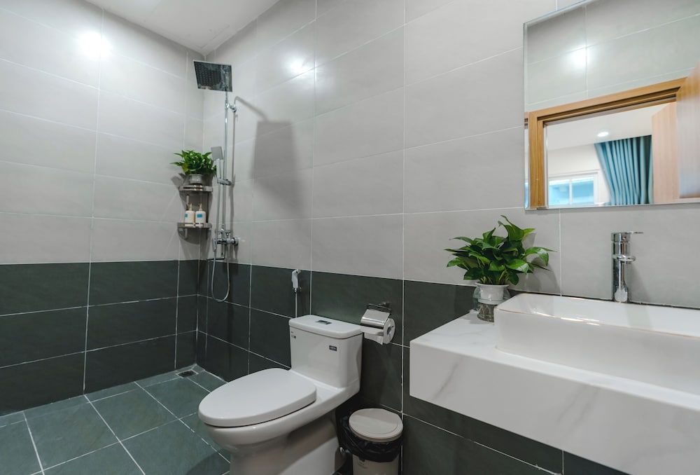 Rosy Hotel Deluxe Double Room, Balcony 16