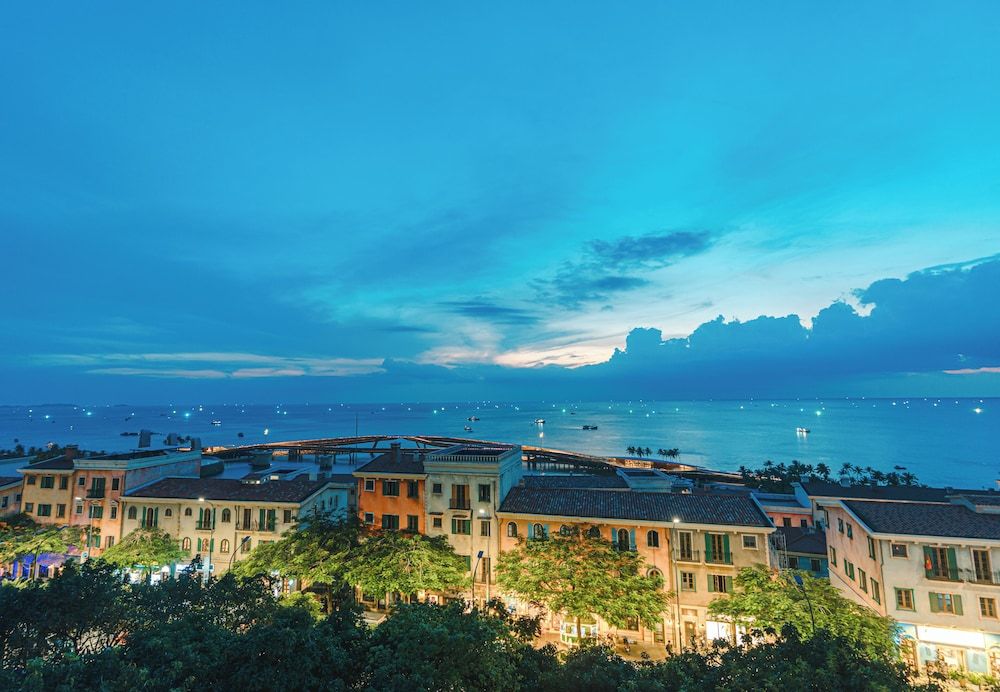 Rosy Hotel Deluxe Double Room, Balcony 15