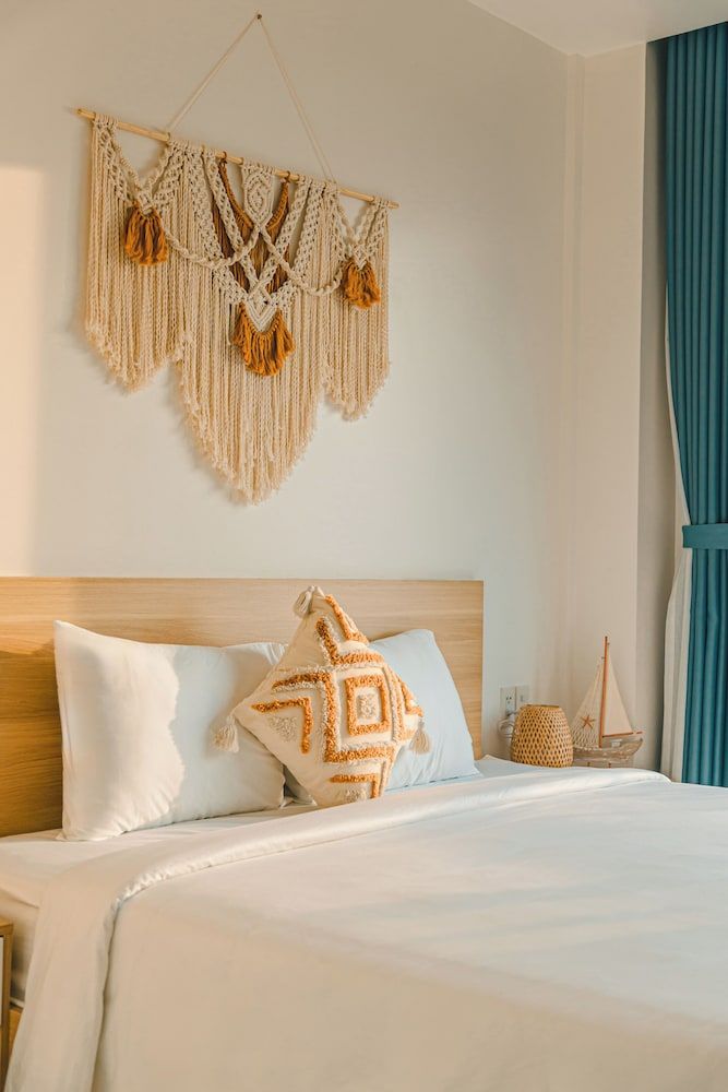 Rosy Hotel Deluxe Double Room, Balcony 9