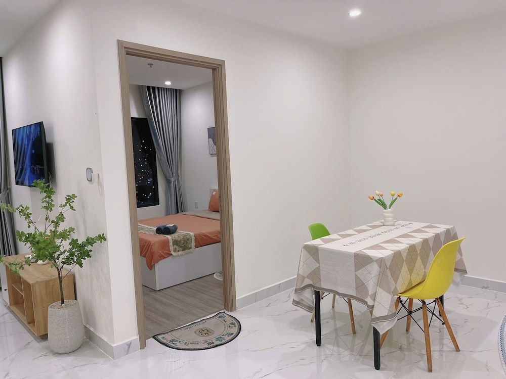 Luxury Apartment, 1 Bedroom, Balcony, City View