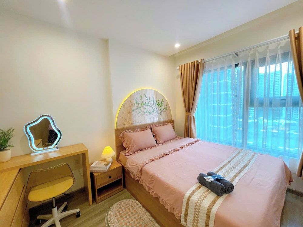 Luxury Apartment, 1 Bedroom, Balcony, Pool View