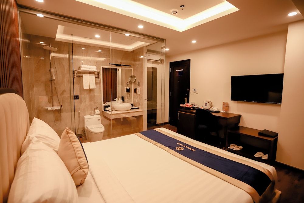 Sandals Vista Junior Suite, Balcony, City View 3