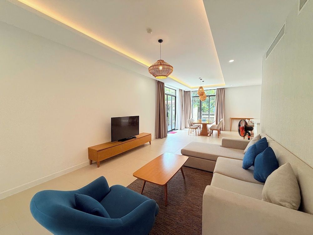 Luxury Villa Beach Front Luxury Villa, 3 Bedrooms, Private Pool, Sea Facing 13