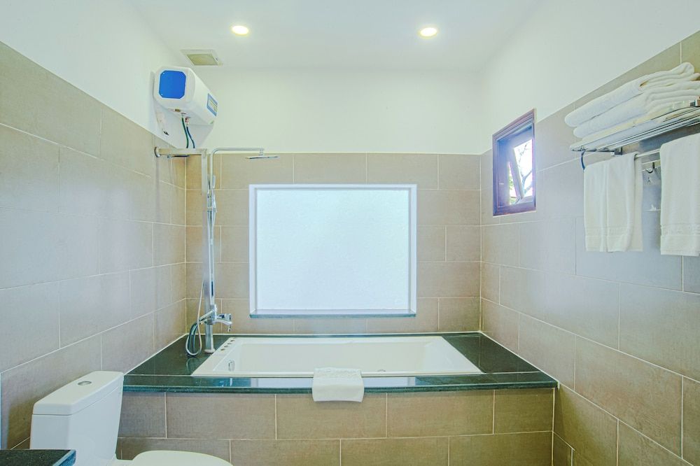 YNG - LUXOR RESORT PHU QUOC Lotus Island Family Bungalow (Triple) 5