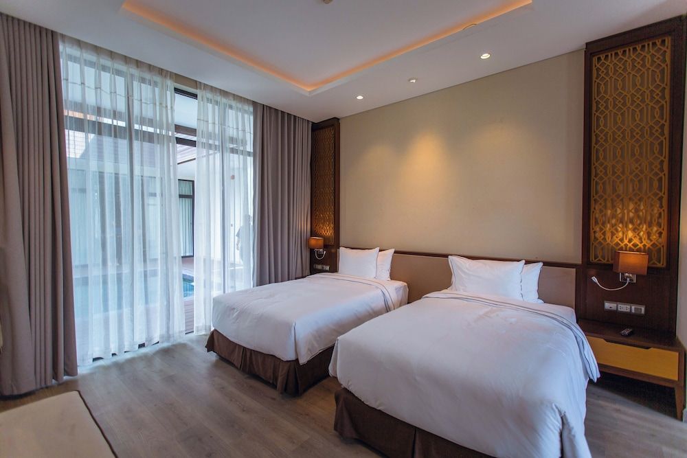 The Palm Nest Cam Ranh Pool Villa Classic Room, Balcony, Pool View 5