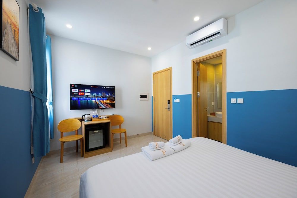 Lotus Home Cafe – Budget Standard Room, City View 3