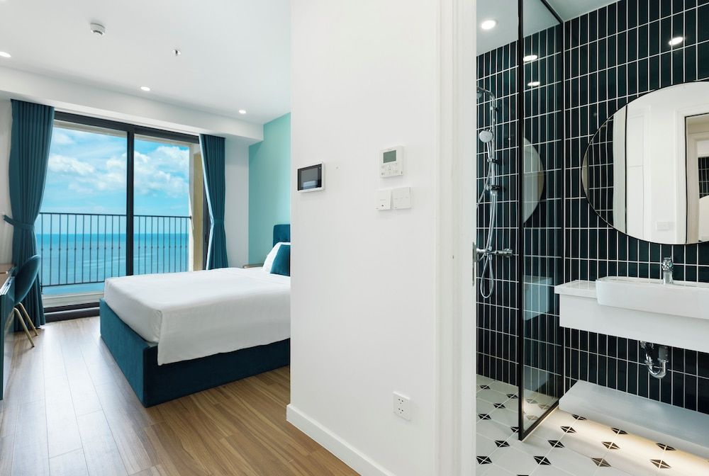 Atermis Regency Hillside Phu Quoc - Sea & Fireworks View Atermis Two Bedrooms Dual Key - Firework and Ocean View 15