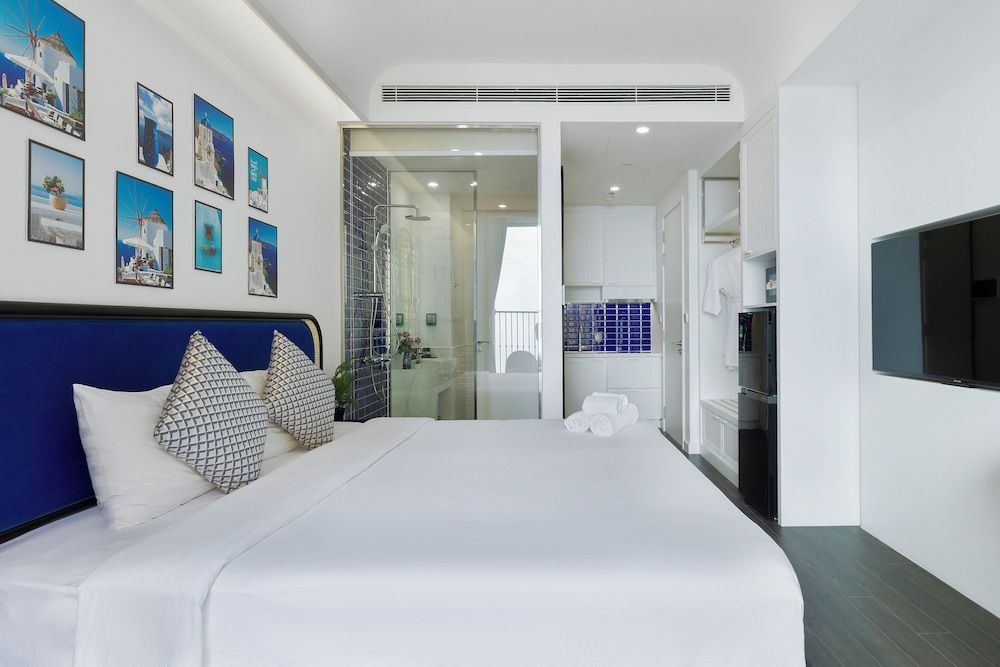 Atermis Regency Hillside Phu Quoc - Sea & Fireworks View Atermis Two Bedrooms Dual Key - Firework and Ocean View