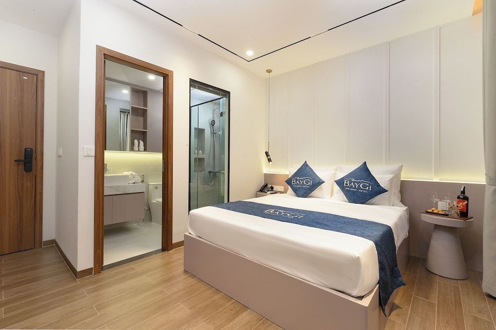 Deluxe Double Room, City View
