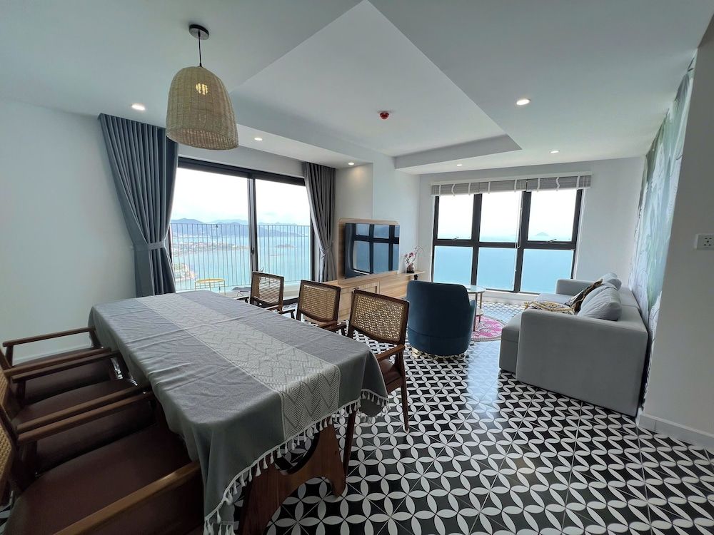 Luxury Apartment, Balcony, Beach View