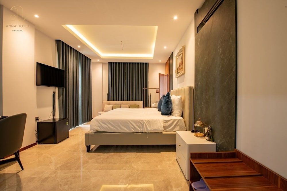 Deluxe Triple Room, Balcony, City View