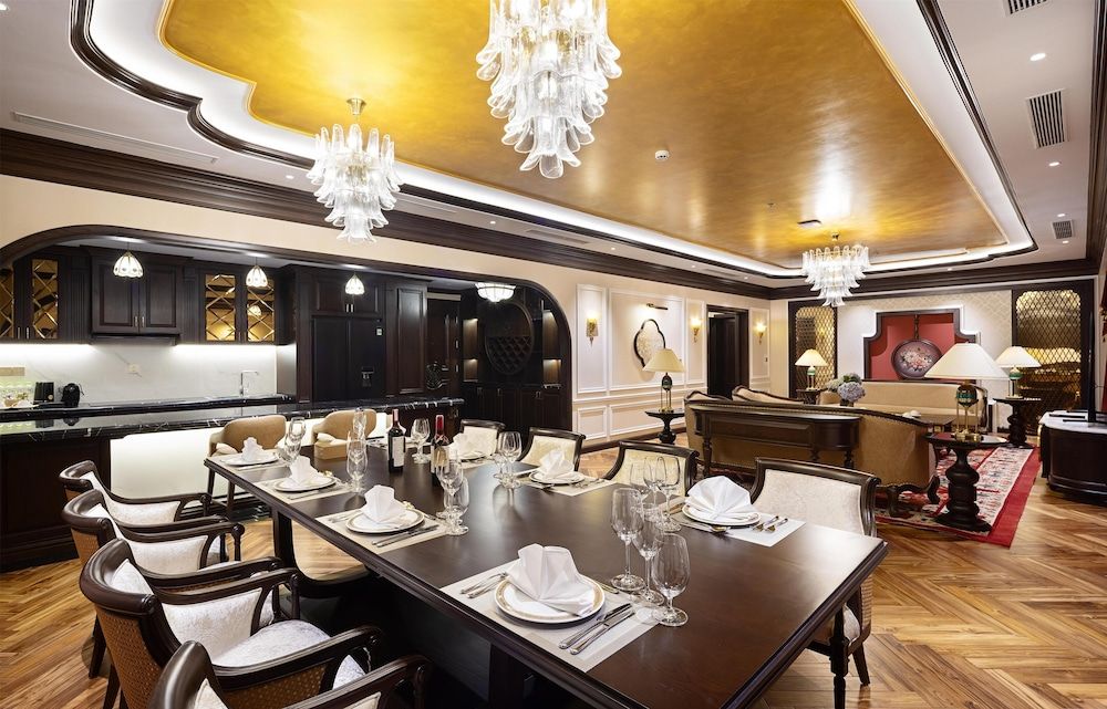 Best Western Premier Imperial Dalat Standard Room, 1 Queen Bed, Non Smoking, Balcony (Presidential) 3