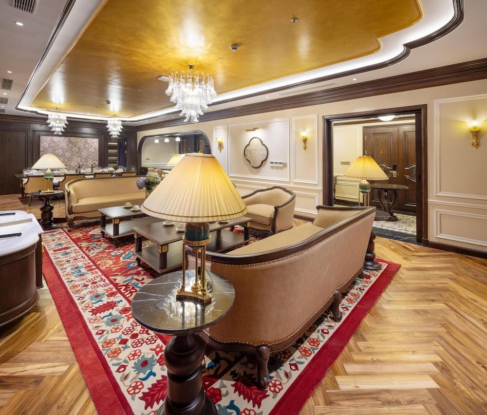 Best Western Premier Imperial Dalat Standard Room, 1 Queen Bed, Non Smoking, Balcony (Presidential) 2