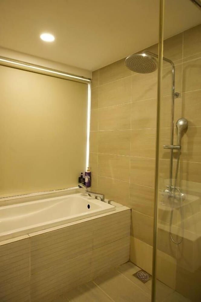 MT Luxury Villas Bai Truong Phu Quoc Luxury Villa, Pool View 8